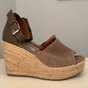 Steve Madden Women’s Jaylen Espadrille Taupe Wedges